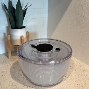 OXO Large Salad Spinner 6.22 Qt Clear Bowl 3 Piece Set Dishwasher Safe